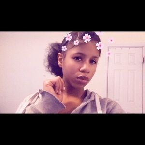 Meet your Posher, Nelda